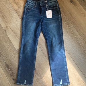 Kan Can high rise, straight leg jeans -NEW!